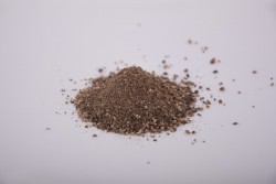 Pieprz czarny średnio mielony